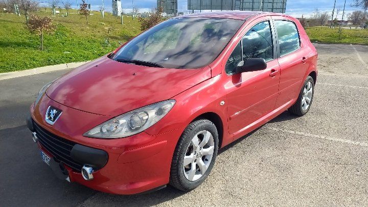 PEUGEOT 307